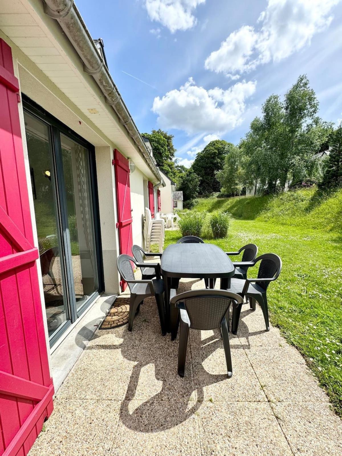 Maisonnette Tout Confort - Golf - Piscine Queven Bagian luar foto